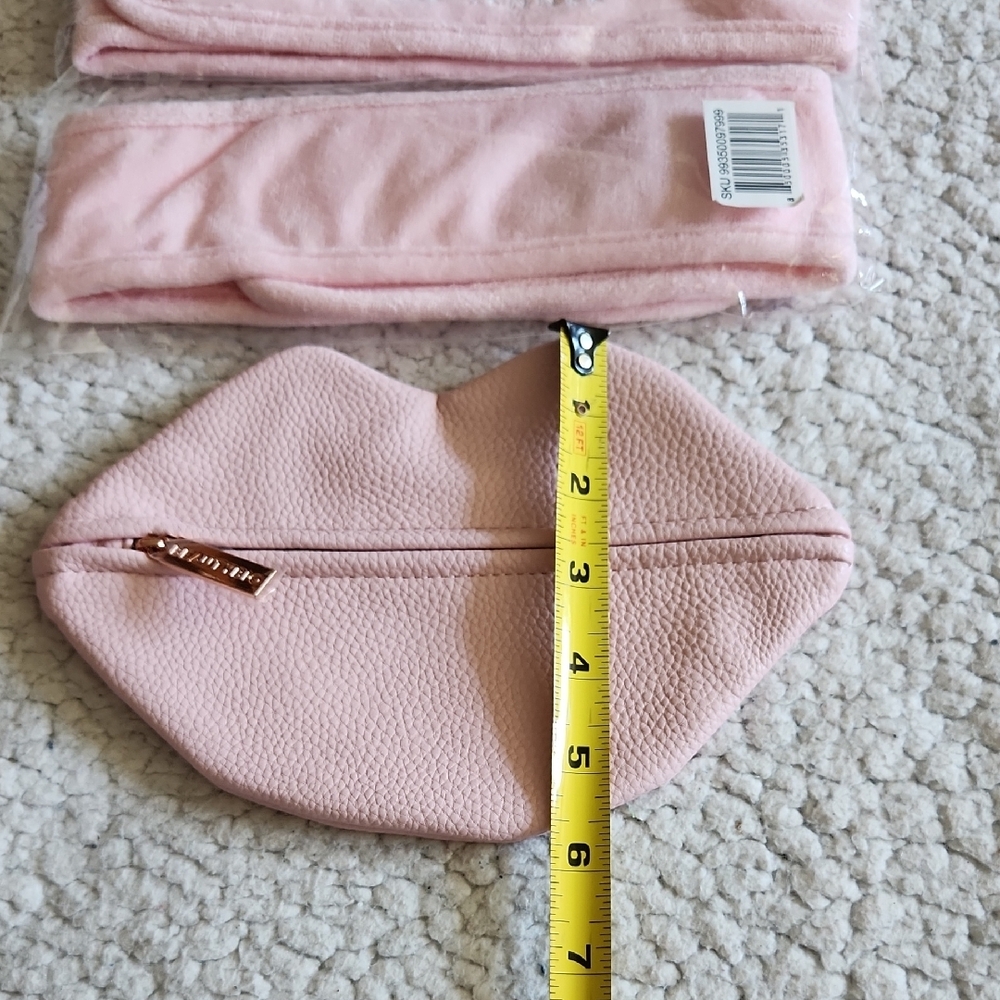KYLIE SKIN Two Pink Headbands and BEAUTY BIO Lip-Shaped Pouch BUNDLE Set NWT - Picture 11 of 16